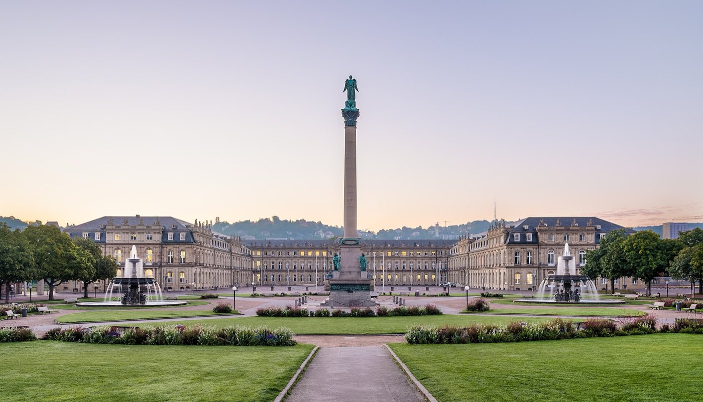 Neues Schloss und Schlossplatz in Stuttgart